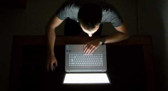 Lockdown: Συστάσεις στους πολίτες για να μην «κρασάρει» το Διαδίκτυο τις επόμενες εβδομάδες