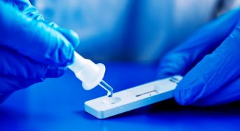 Ένα υποχρεωτικό rapid test την εβδομάδα για τους ανεμβολίαστους στον ιδιωτικό τομέα
